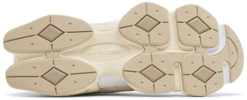 New Balance 9060 Sea Salt Brown